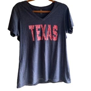 Texas Paisley Bandana V-Neck Women’s Cut‎ Size XL Cotton Polyester Blend T-Shirt